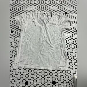 Chrldr distressed v neck t shirt size small with flaw